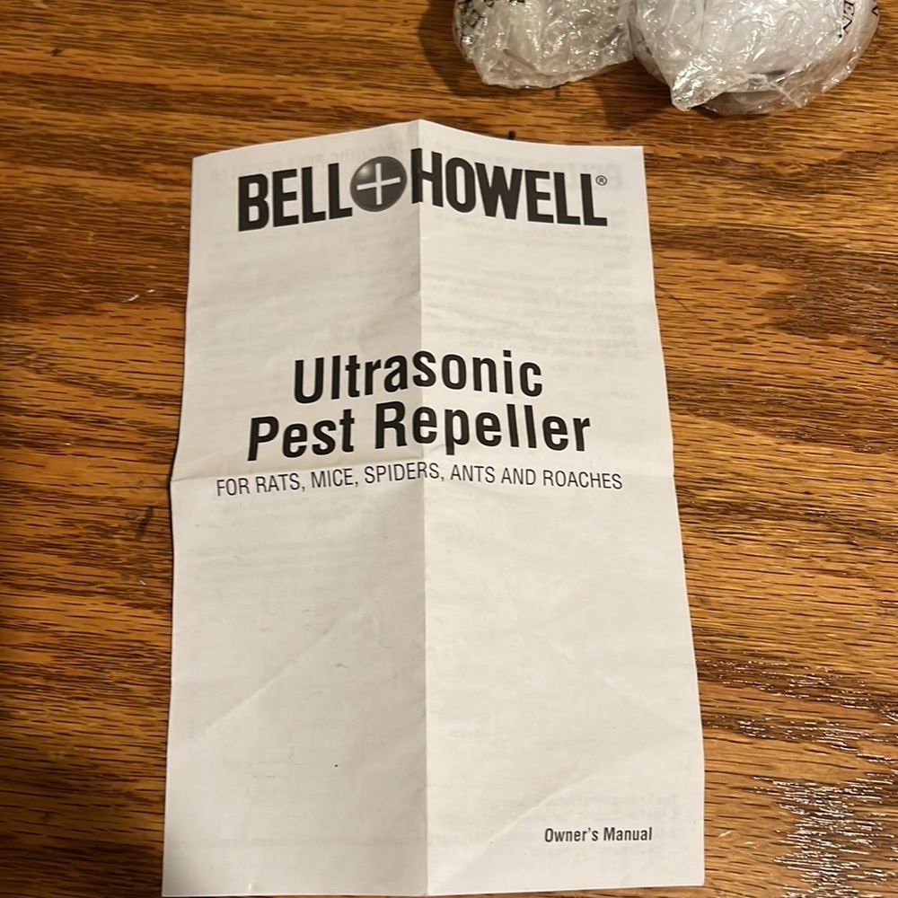 Bell & Howell Ultrasonic Pest Repeller - Picture 11 of 13